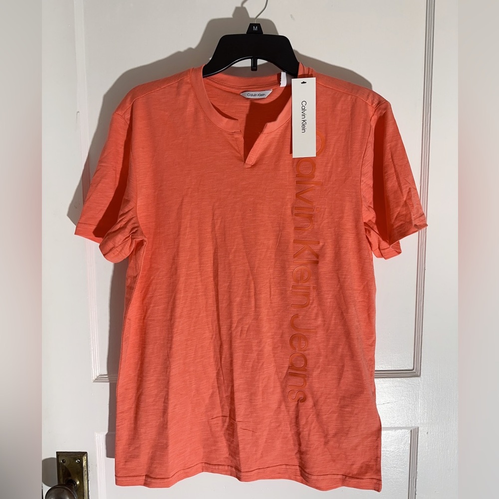 4pcs for $20 in my shop ‼️Calvin Klein top NWT